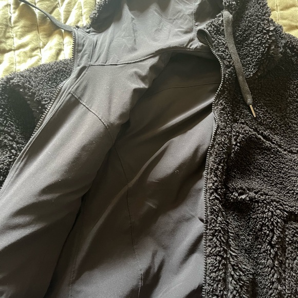 Lululemon Sherpa reversible full zip jacket size 4 - Picture 3 of 6